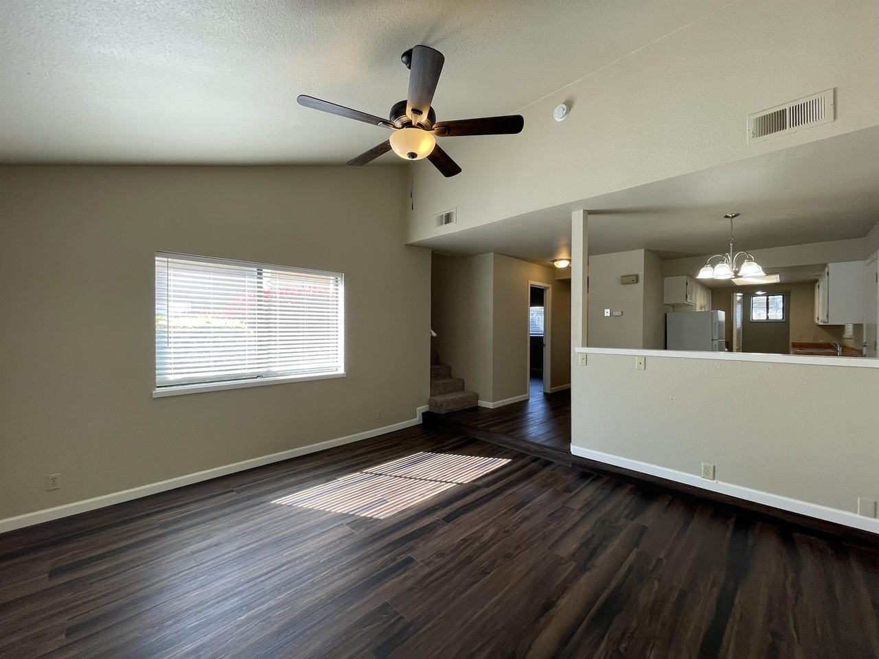 2811 Morseman Avenue (G) - Photo 2 of 11