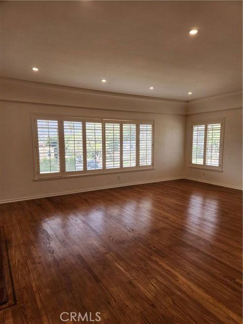 10504 Dunleer Dr - Photo 2 of 8