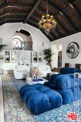 10749 Weyburn Ave - Photo 6 of 8