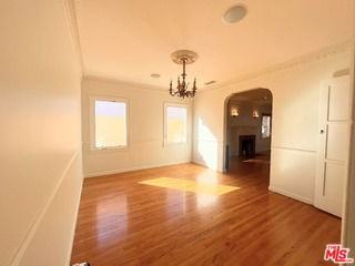 2652 S Bedford St - Photo 7 of 8