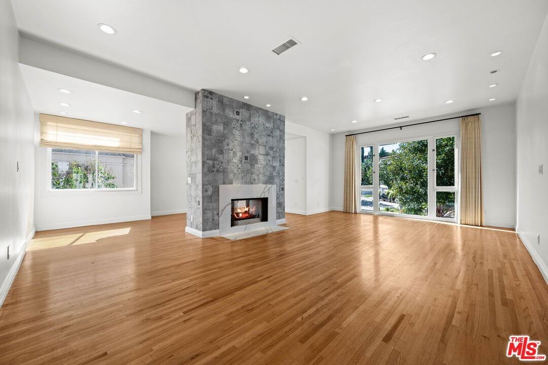 500 Smithwood Dr - Photo 2 of 8