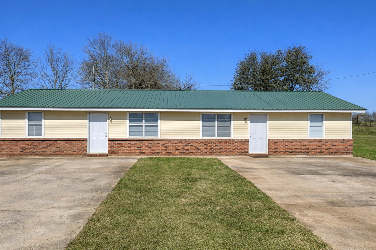 LAKEFRONT RENTALS ~ DUPLEXES - Photo 6 of 48