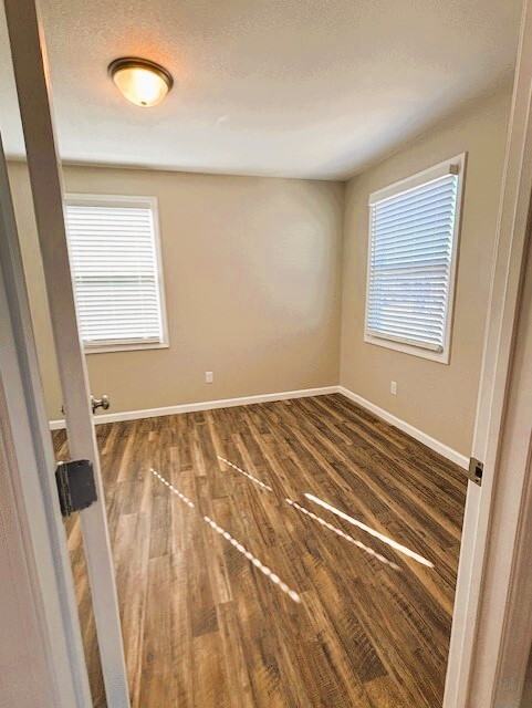 1252 SW Topeka Blvd - Photo 2 of 31