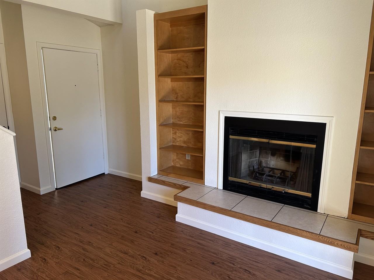 Hillrise 480 - Photo 2 of 35