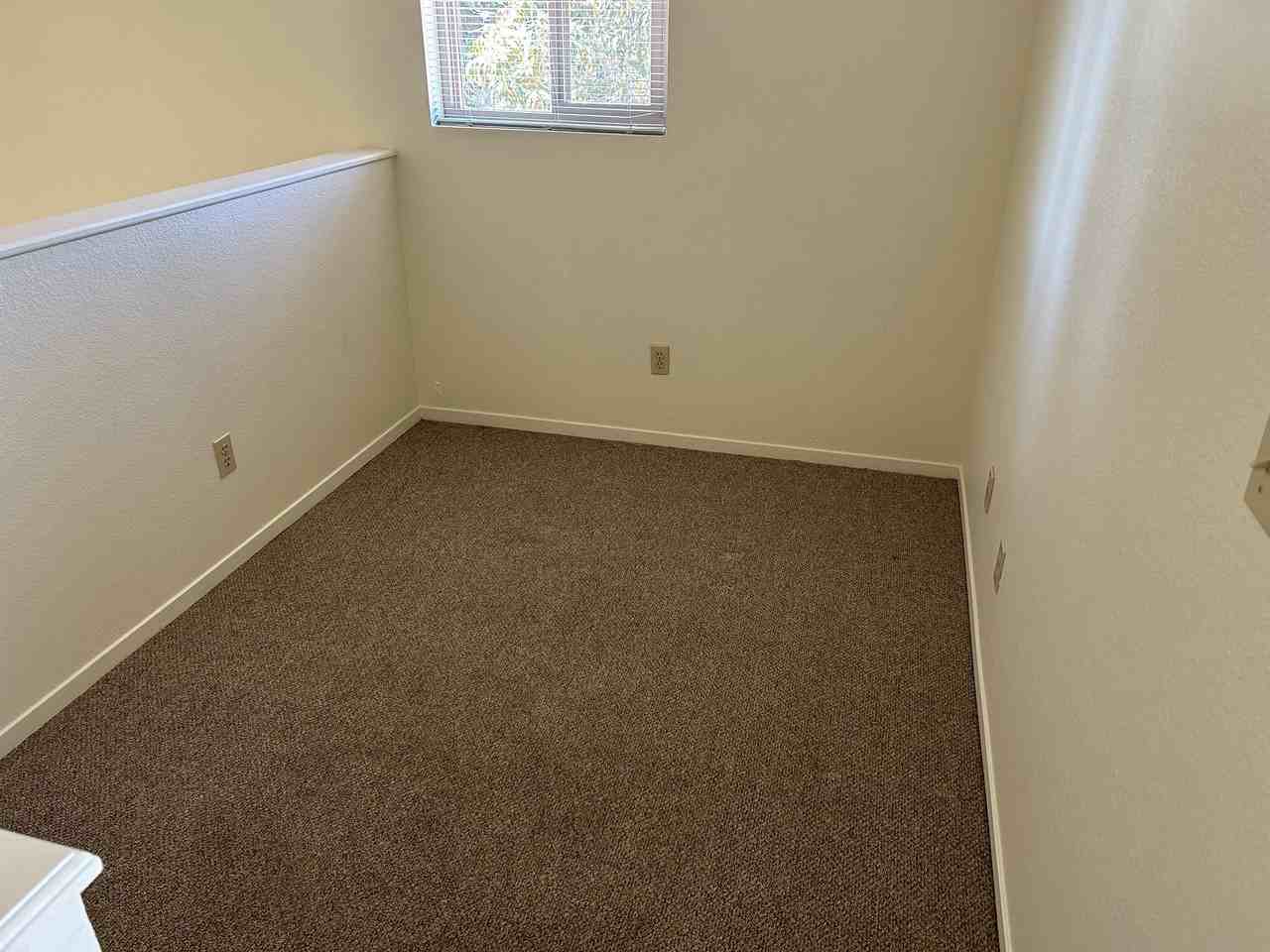 Hillrise 480 - Photo 6 of 35