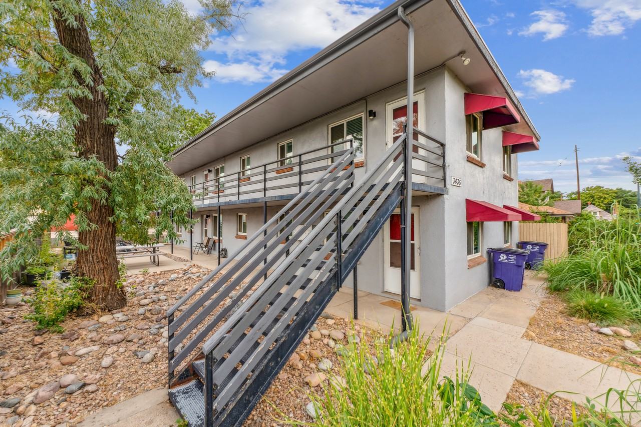 3435 Zuni ST - Photo 2 of 11