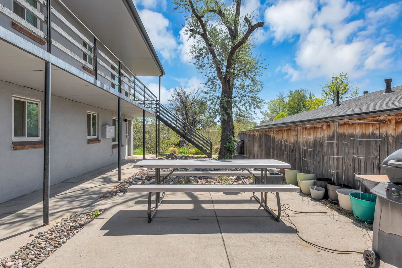 3435 Zuni ST - Photo 3 of 11