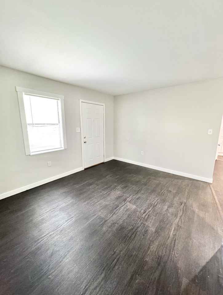 1705 Bluff Avenue - Photo 2 of 6