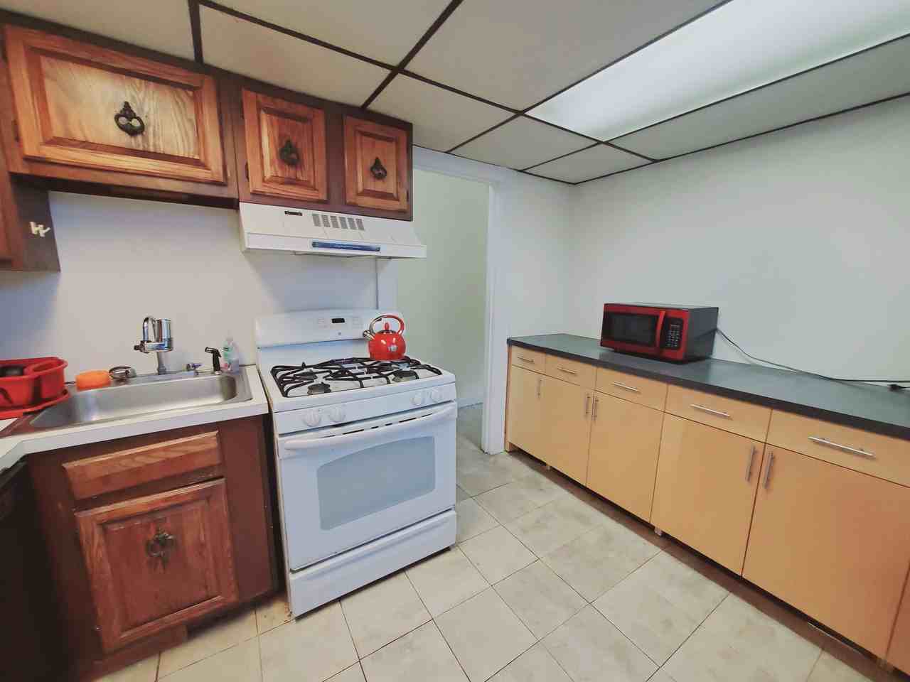 641 Summer St #E - Photo 2 of 7