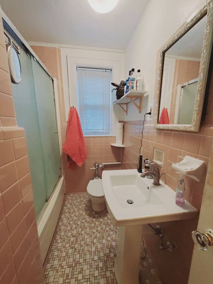 641 Summer St #E - Photo 6 of 7