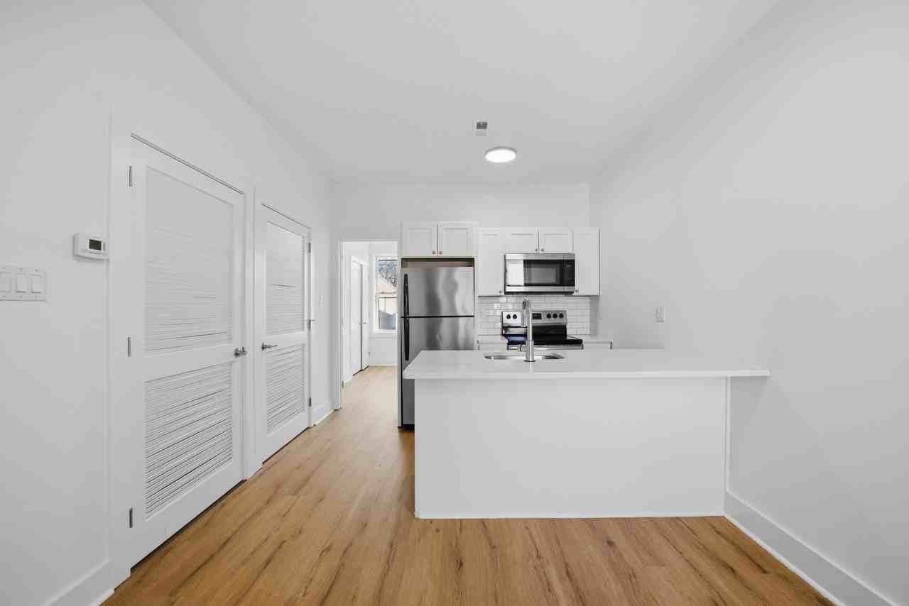 3624 North 19th Street - Photo 4 of 12