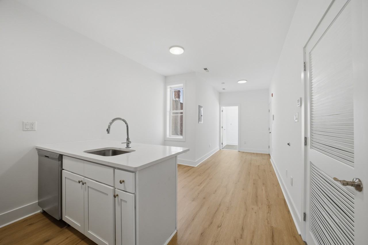 3624 North 19th Street - Photo 5 of 12