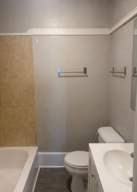 2517 West Capitol Drive - Photo 2 of 4