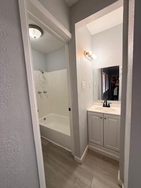 1334 N. E St. - Photo 2 of 38