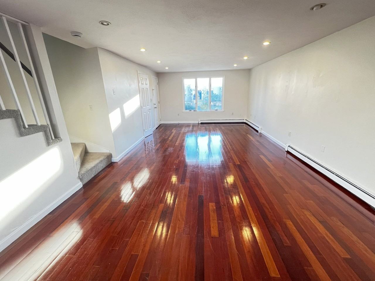 86 Atwood St - Photo 6 of 8