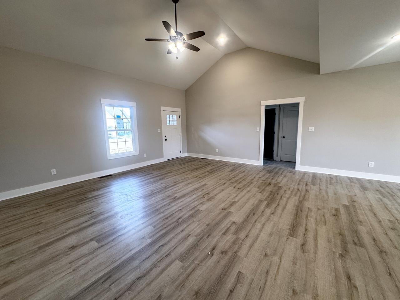 1411 Sagecrest Ct - Photo 2 of 15