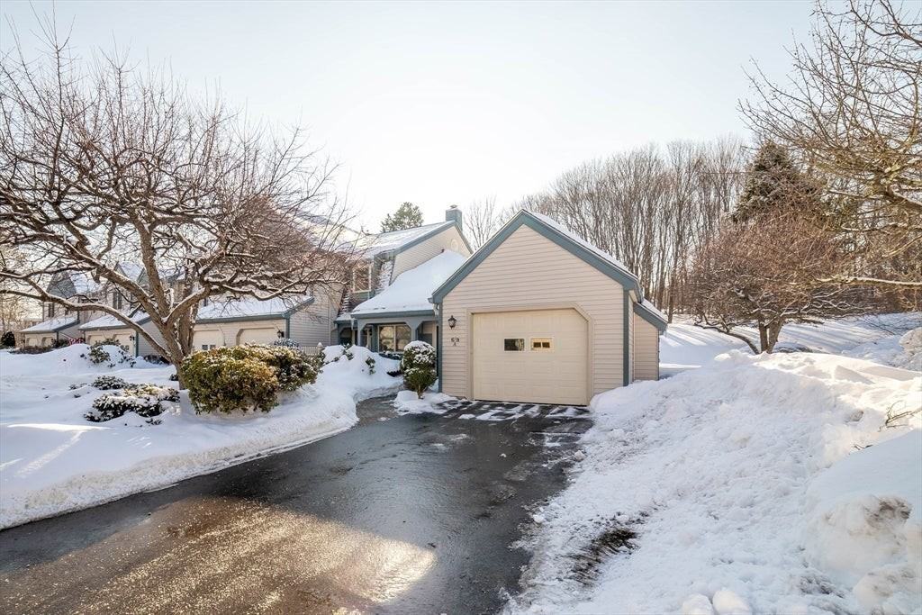 67 Crystal Brook Way - Photo 2 of 23