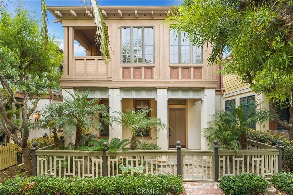 2546 Bungalow Pl - Photo 3 of 32