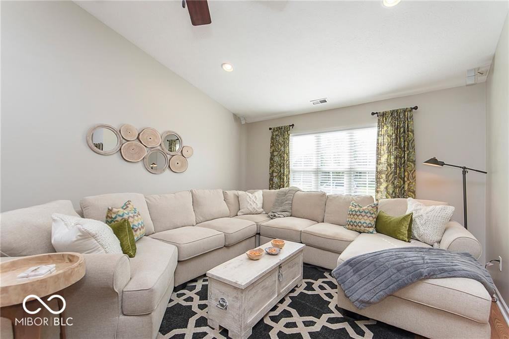 14947 Mia Dr - Photo 5 of 28