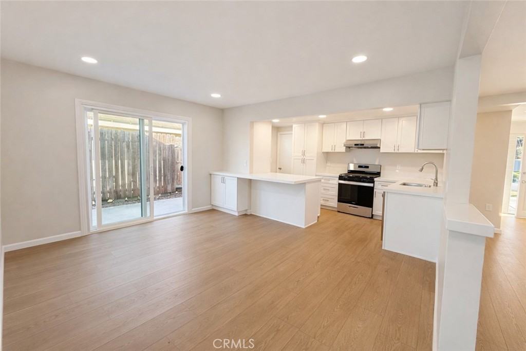 19121 La Guardia St - Photo 4 of 19