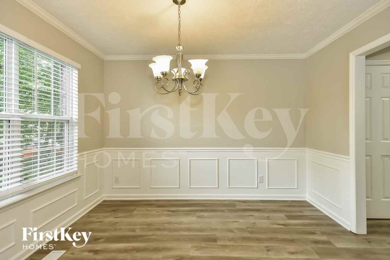 610 Woodland Hills Dr - Photo 4 of 15