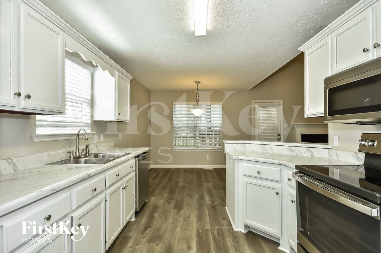 610 Woodland Hills Dr - Photo 5 of 15