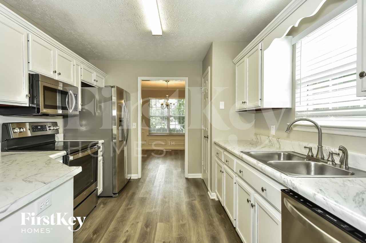 610 Woodland Hills Dr - Photo 6 of 15