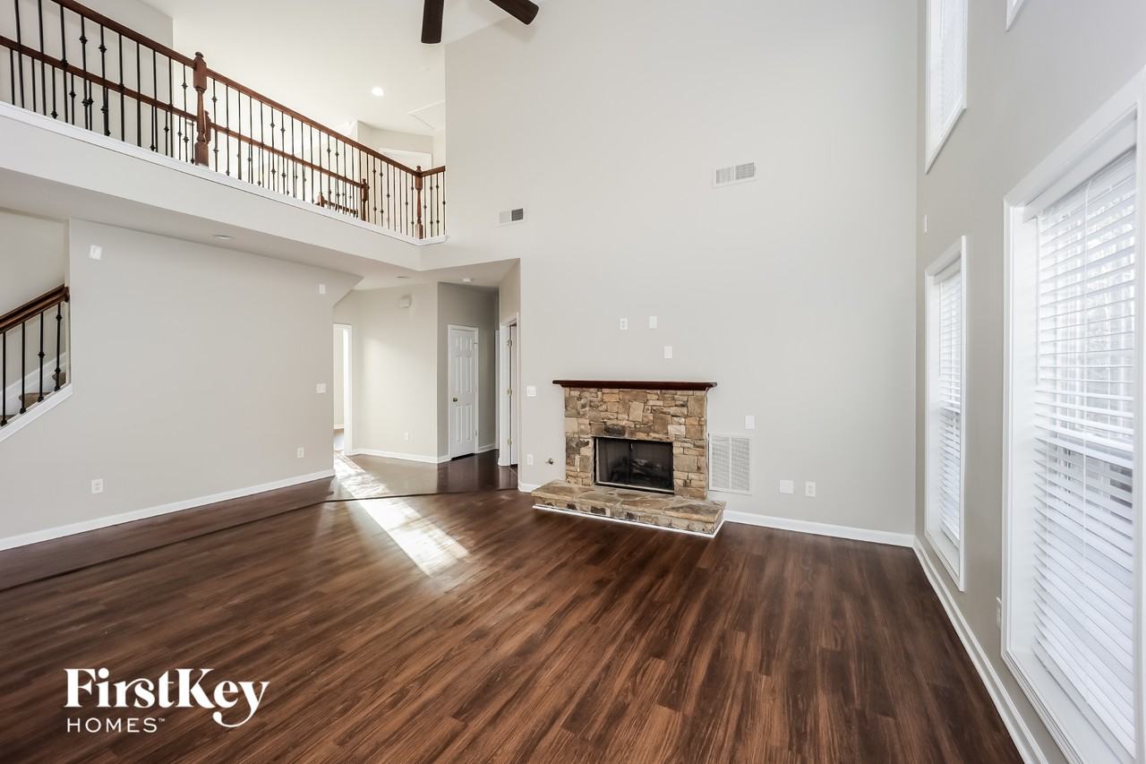 344 Mistine Ct - Photo 4 of 15