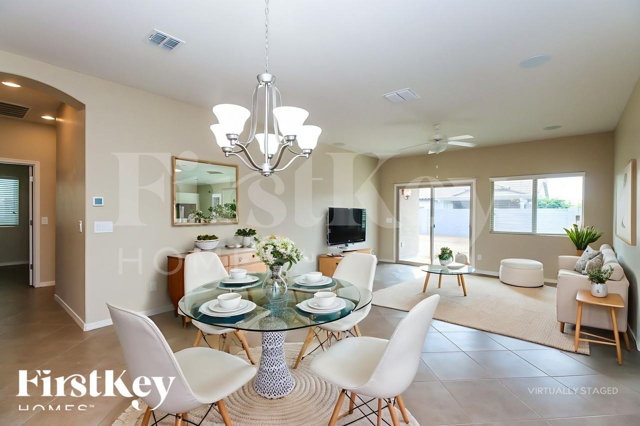 625 W Mangrove Rd - Photo 7 of 18