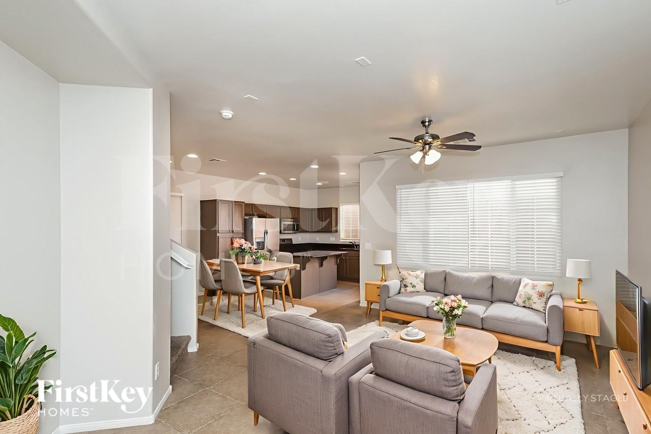 9825 Venus Lake Ct - Photo 3 of 19