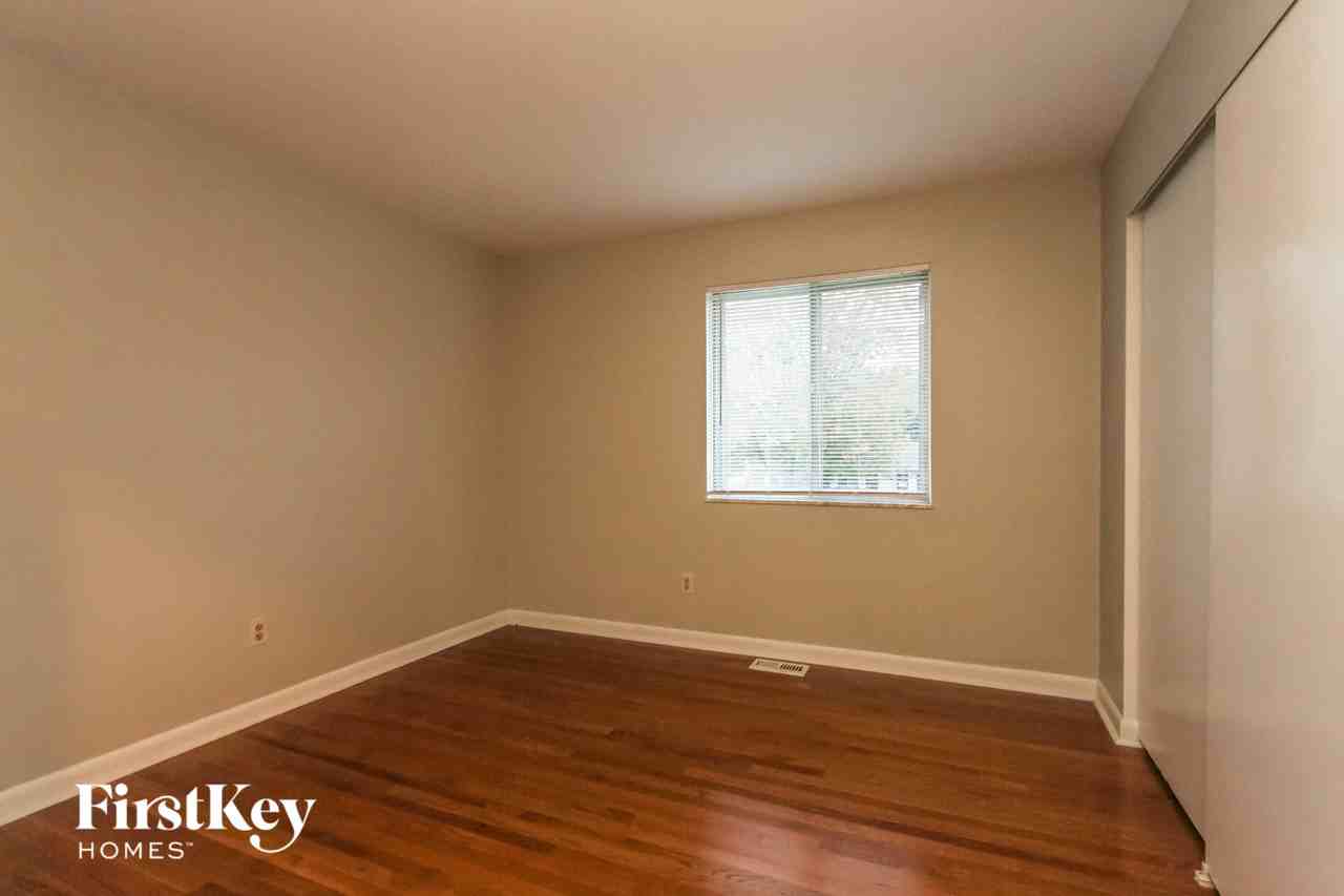 503 Andrea Dr - Photo 6 of 15