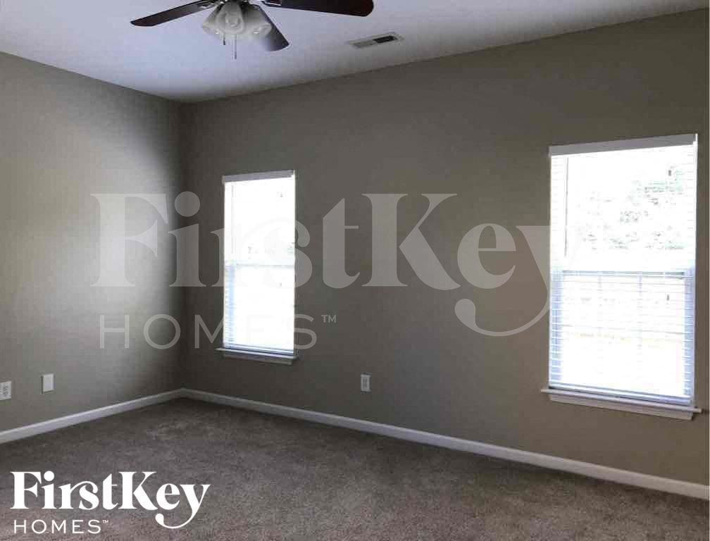 3750 Wharton Dr - Photo 6 of 27