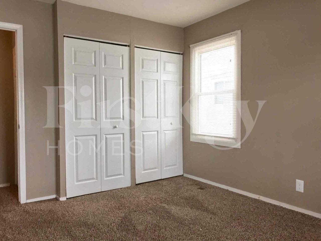 3520 Wellington Ave - Photo 7 of 12