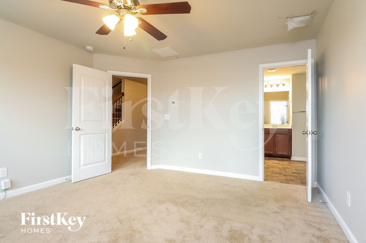 3404 Baylor Cir - Photo 7 of 15