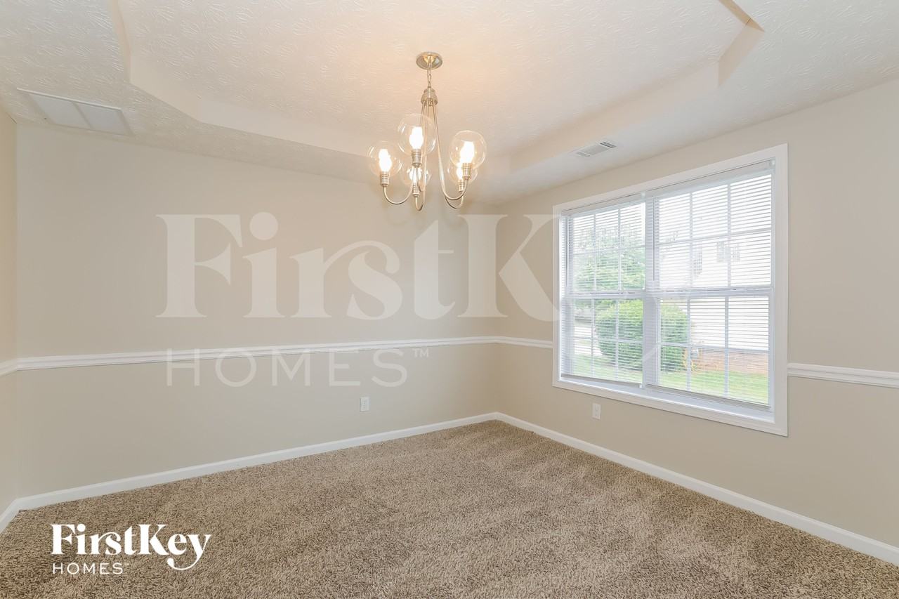 3360 Wrenwood Ct - Photo 4 of 15