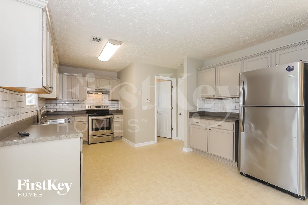 3360 Wrenwood Ct - Photo 6 of 15