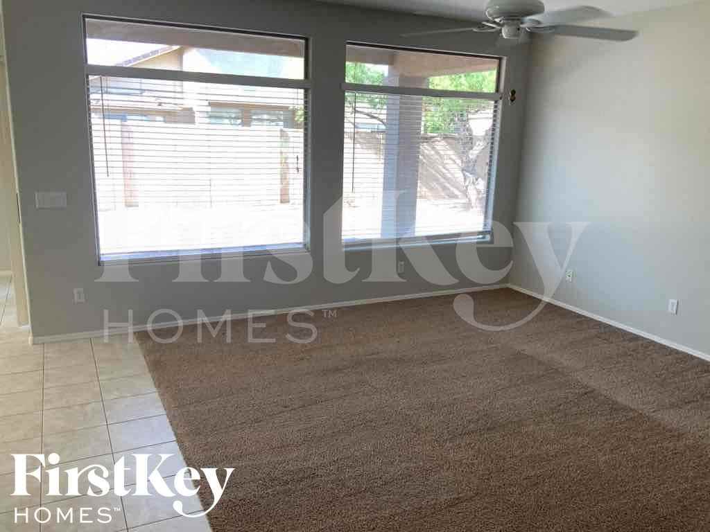 3032 E Pinto Valley Rd - Photo 3 of 21