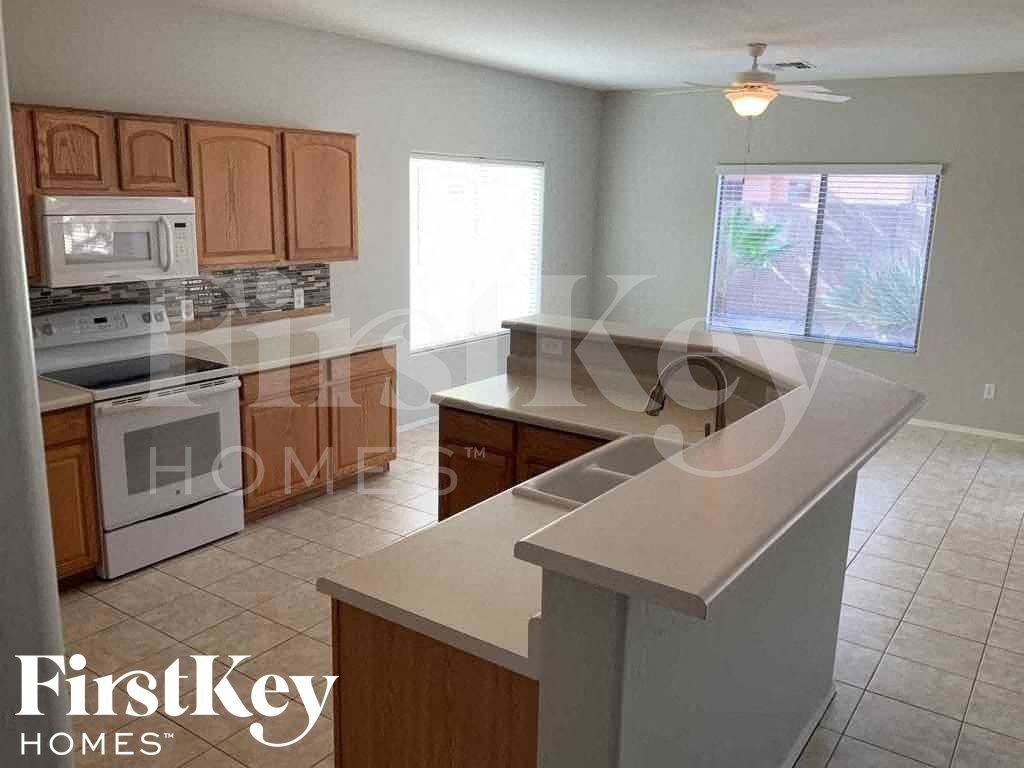 3032 E Pinto Valley Rd - Photo 6 of 21