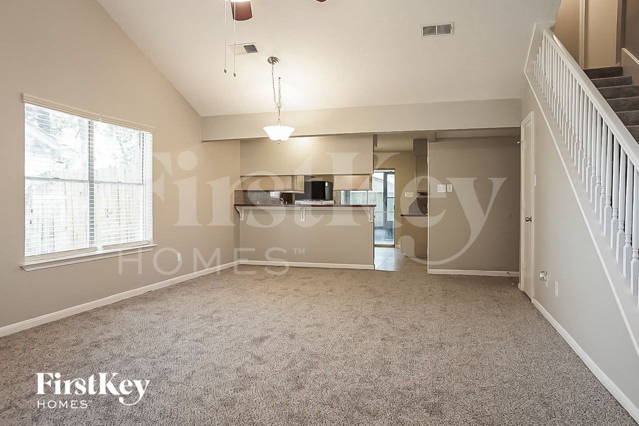 2706 Forestbrook Dr - Photo 4 of 15