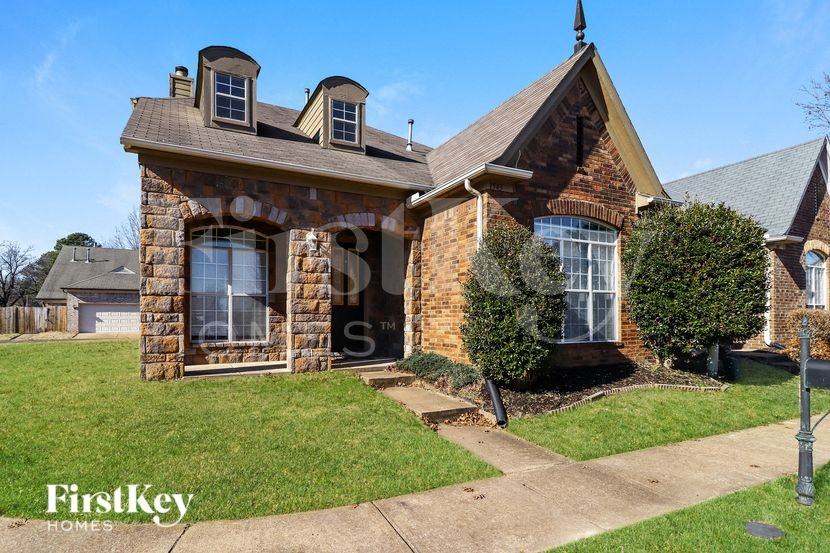 1543 Wynne Grove Rd - Photo 2 of 15