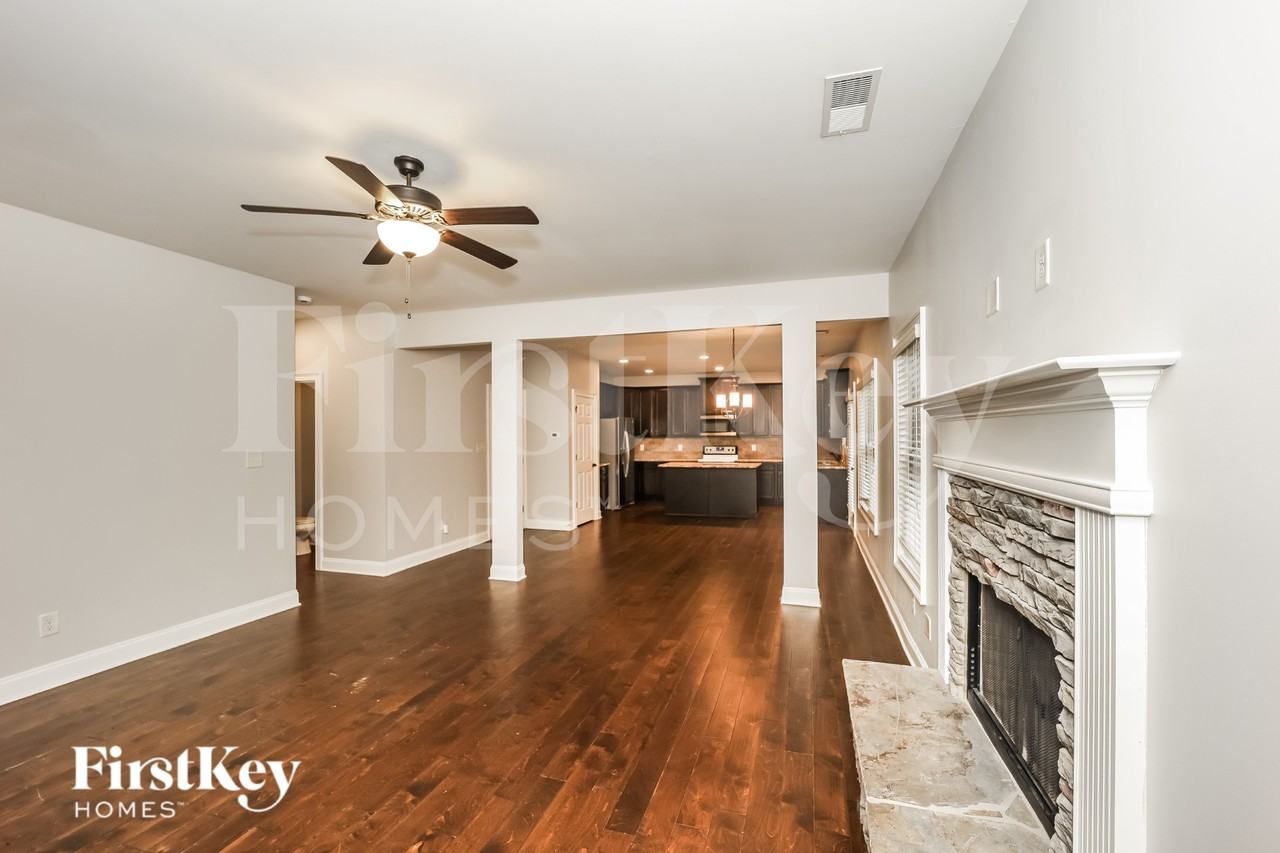 118 Village Park Dr - Photo 3 of 16