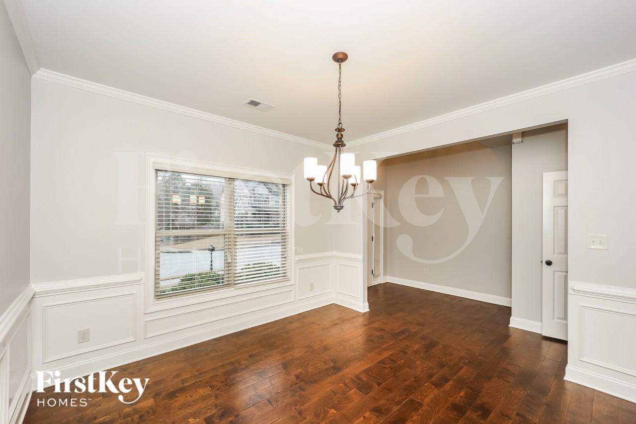 118 Village Park Dr - Photo 4 of 16