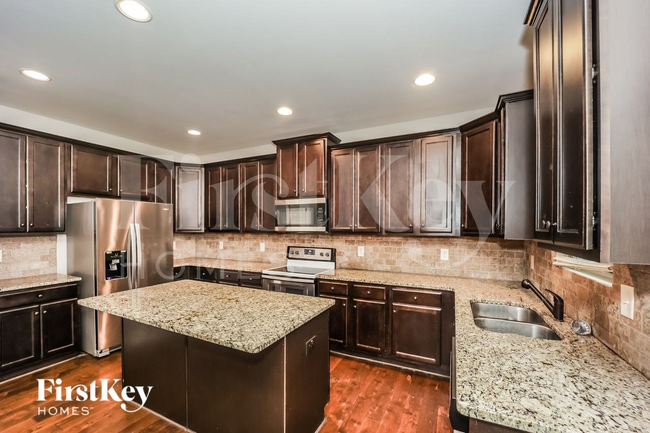 118 Village Park Dr - Photo 7 of 16