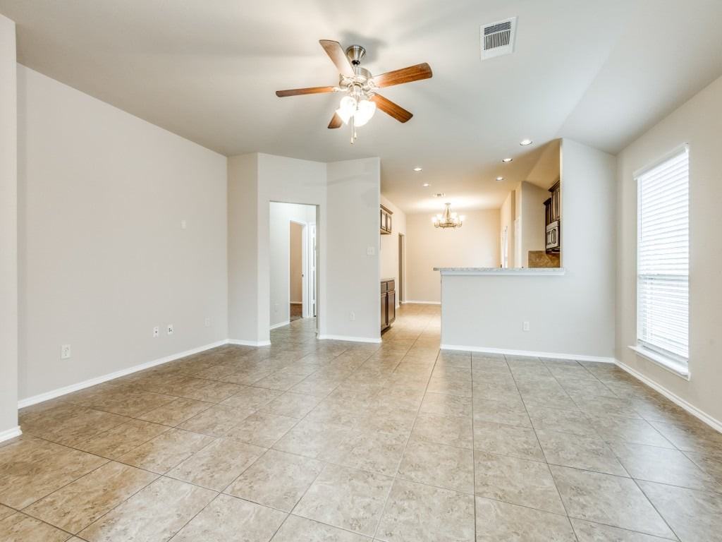 1312 Silver Maple Ln - Photo 4 of 13