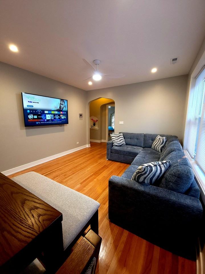 S Blackstone Ave - Photo 7 of 12