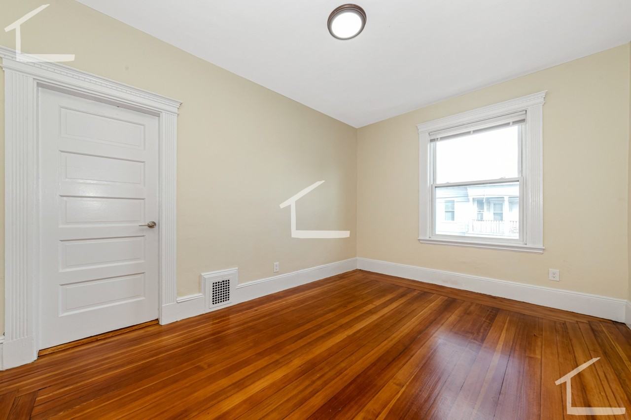 Brackett St #3 - Photo 3 of 29