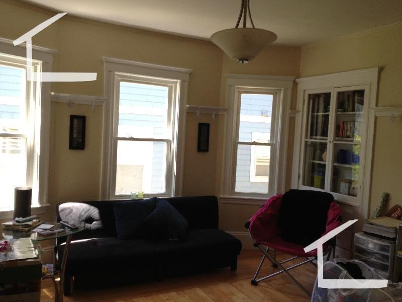 73 Leicester St #2 - Photo 5 of 7