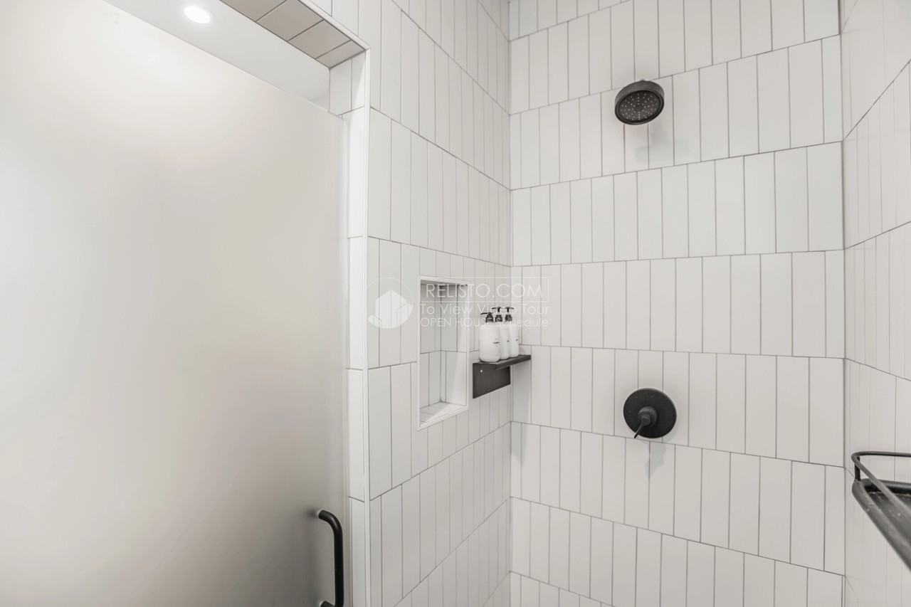 2267 1/2 Sacramento St #3 - Photo 7 of 18