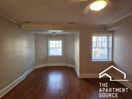 featured image of 4906 N Washtenaw Ave #G