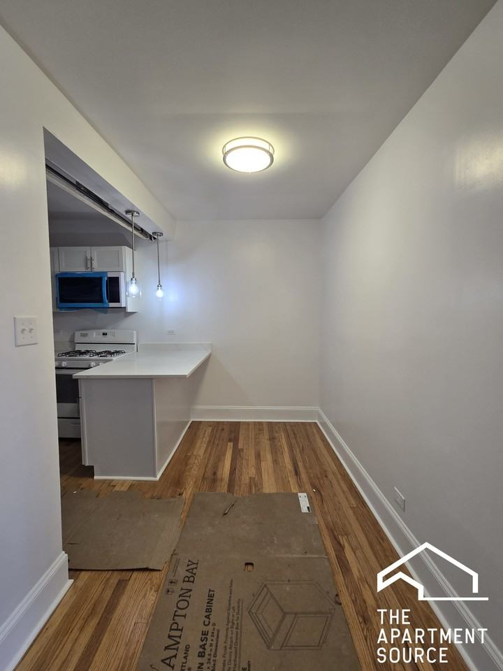 4418 N Whipple St #3 - Photo 2 of 9